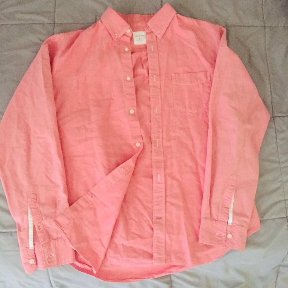 Gap shirt size L
